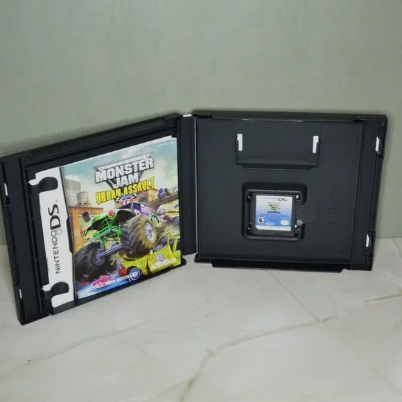 Set Of 3 Games For Nintendo 3DS In Cases Action Vehicles - Picture 10 of 10